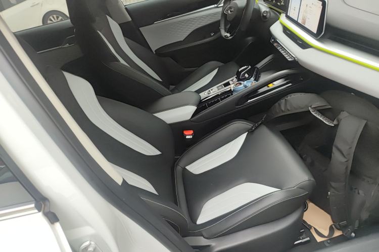 Used Geely Auto Coolray 2022 Bin Yue COOL 1.5TD DCT Hot Engine Edition
