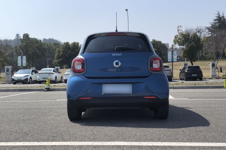 Used smart forfour 2016 0.9T 66 kW Pioneer Edition
