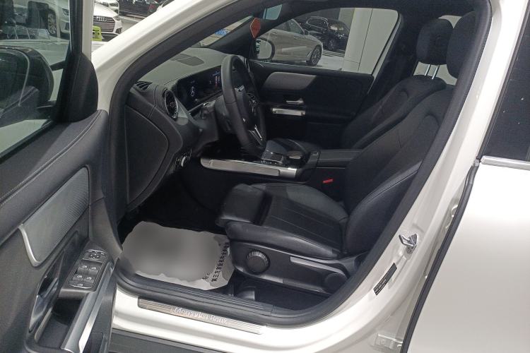 Used Mercedes-Benz GLB 2022 Second Facelift GLB 200 Fashion Edition
