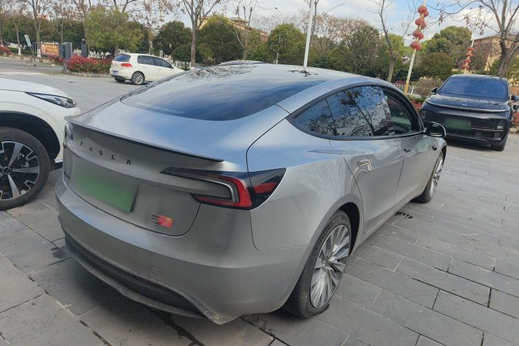 Used Tesla Model 3 2023 Rear-Wheel-Drive Version
