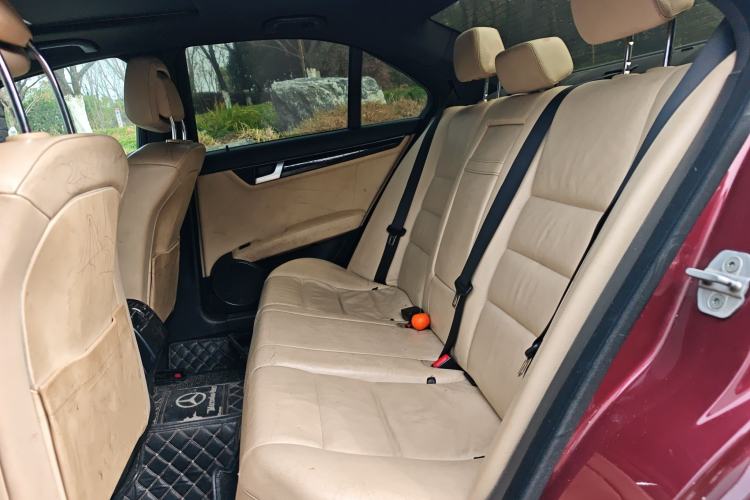 Used Mercedes-Benz C-Class 2011 C 200 CGI Fashion Model