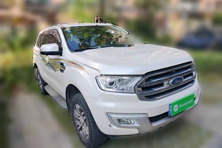 Used Ford Everest 2016 2.0T Gasoline Automatic 4x4 Luxury Edition Front Right 45 Deg