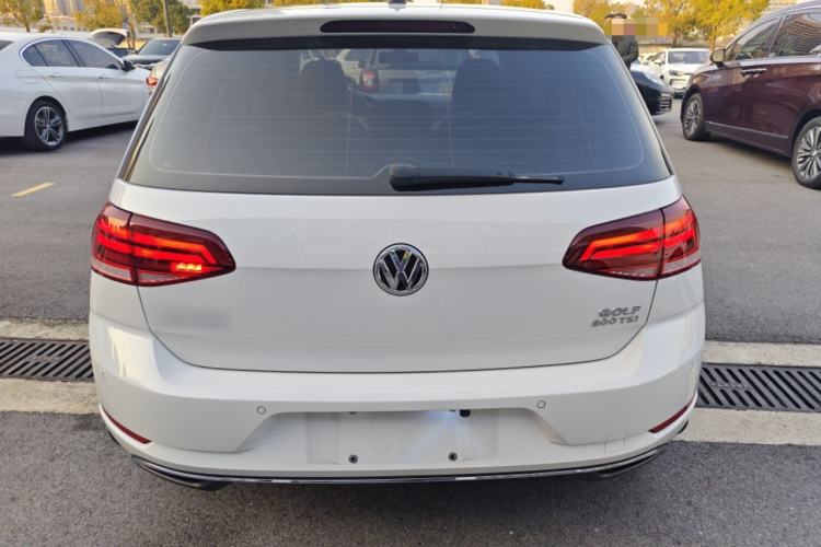 Used Volkswagen Golf 2020 200TSI DSG Comfortable and Ambitious Edition
