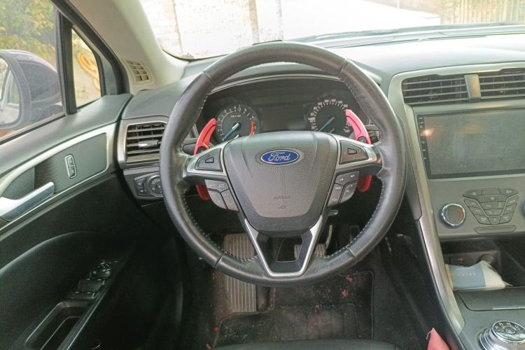Used Ford Mondeo 2018 EcoBoost 180 Fashion Edition Steering Wheel