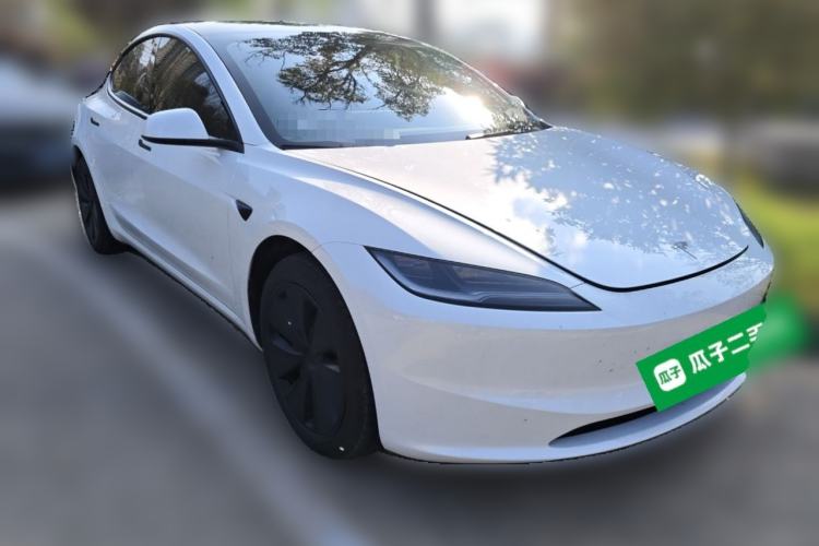 Used Tesla Model 3 2025 Rear-Wheel-Drive Version
