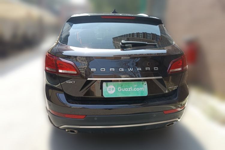 Used BORGWARD BX7 2016 28T Four-wheel Drive Luxury Edition 5 Seats Rear