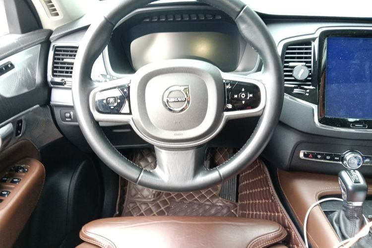 Used Volvo XC90 2019 T6 Zhiya Edition 7-Seater China VI Standard
