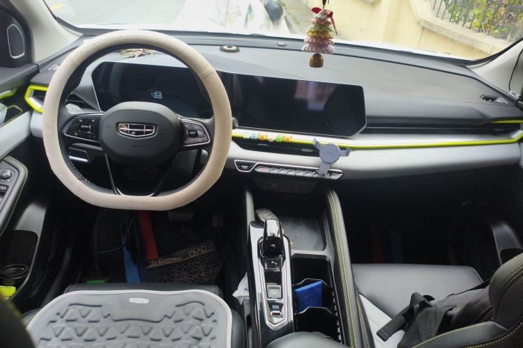 Used Geely Auto Coolray 2022 Bin Yue COOL 1.5TD DCT Hot Engine Edition Center Console