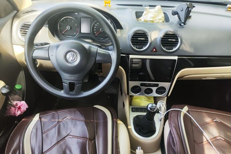 Used Volkswagen Lavida 2011 1.4 TSI Manual Prestige Edition
