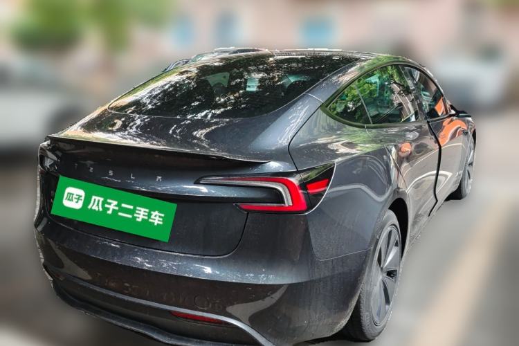 Used Tesla Model 3 2023 Long-Range All-Wheel-Drive Version