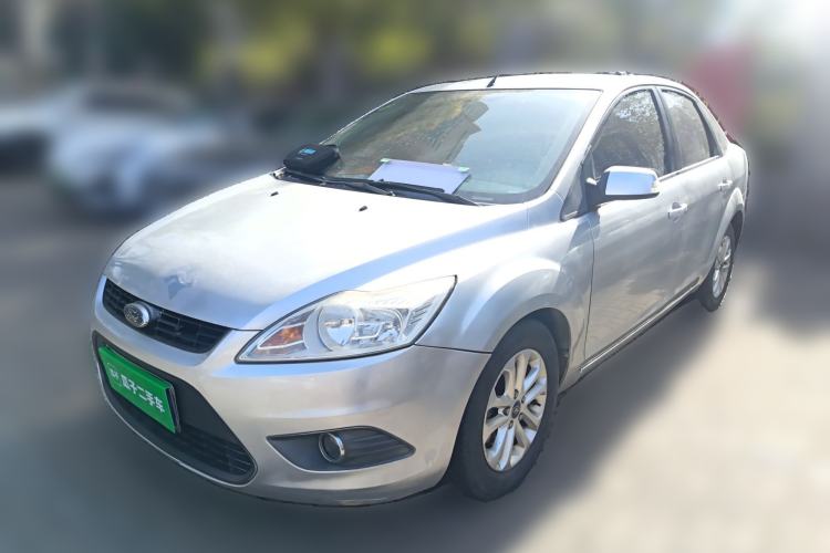 Used Ford Focus 2013 Sedan Classic 1.8L Manual Base Model