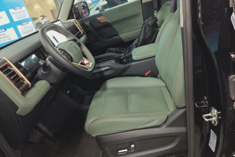 Used iCAR 03 2024 501km Two-Wheel Drive Long-Range Version Left Front Seat