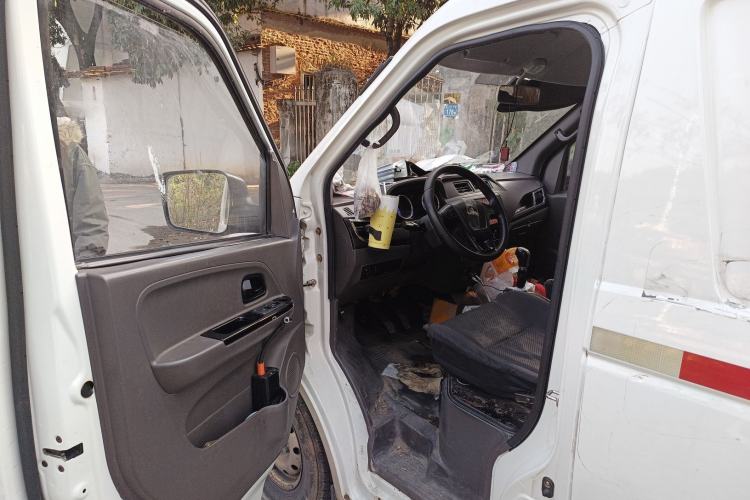 Used King Long Longyao 6 2022 Innovative Hang 38.64 kWh Van Series Driver Seat