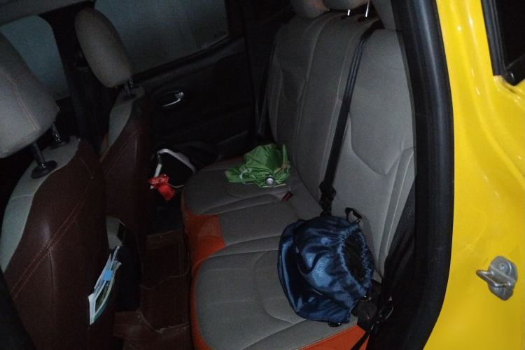 Used Jeep Renegade 2016 1.4T Automatic Jingneng Edition Left Rear Seat