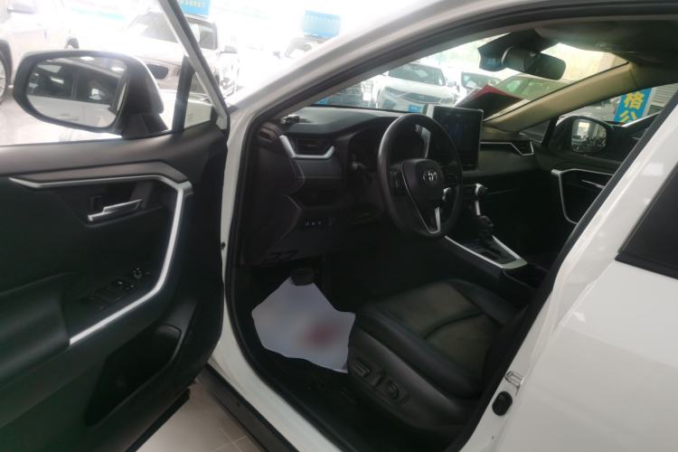 Used Toyota RAV4 2020 2.0L CVT 4x4 Trend Edition
