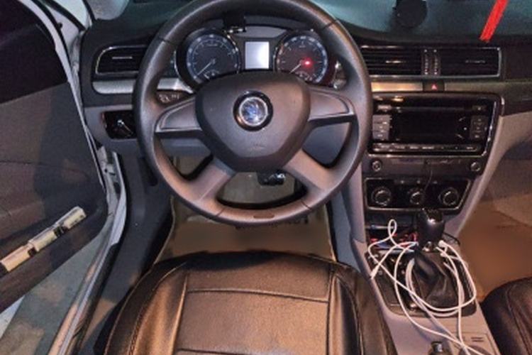 Used Skoda Superb 2013 1.4TSI DSG Sport Edition Interior 2