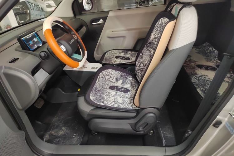 Used CHANGAN NEVO Lumin 2023 205km Xiangqin Version
