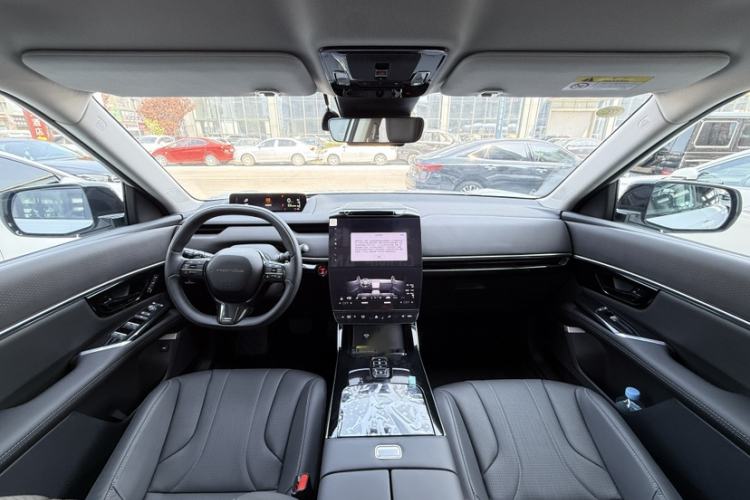 Used Honda P7 2025 Rear-Drive Long-Range Pro