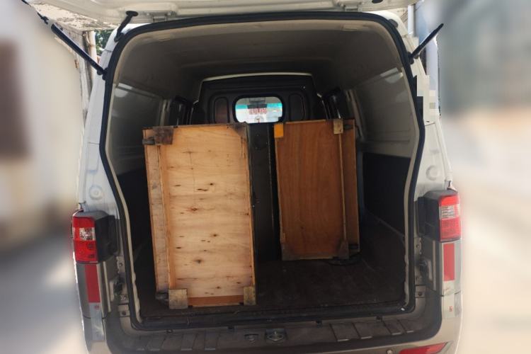 Used Jinbei Hiace X30 2021 1.5L Comfort Plus Central Air-Conditioned Van China VI Standard SWC15M Trunk