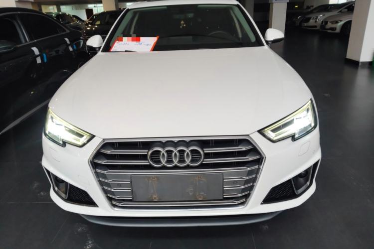 Used Audi A4L 2019 40 TFSI Fashion Edition China VI Emission Standard