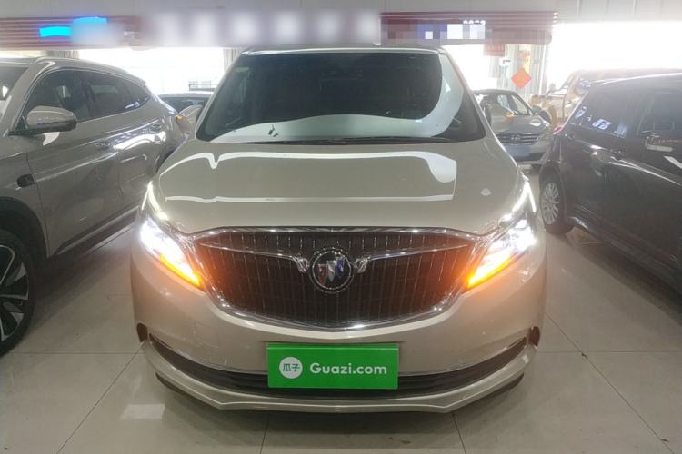 Used Buick GL8 2017 ES 28T Flagship Model China V Standard Front