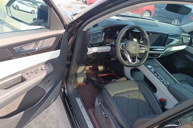 Used Volkswagen Teramont 2024 380TSI Four-Wheel Drive Prestige Luxury Edition Driver Seat