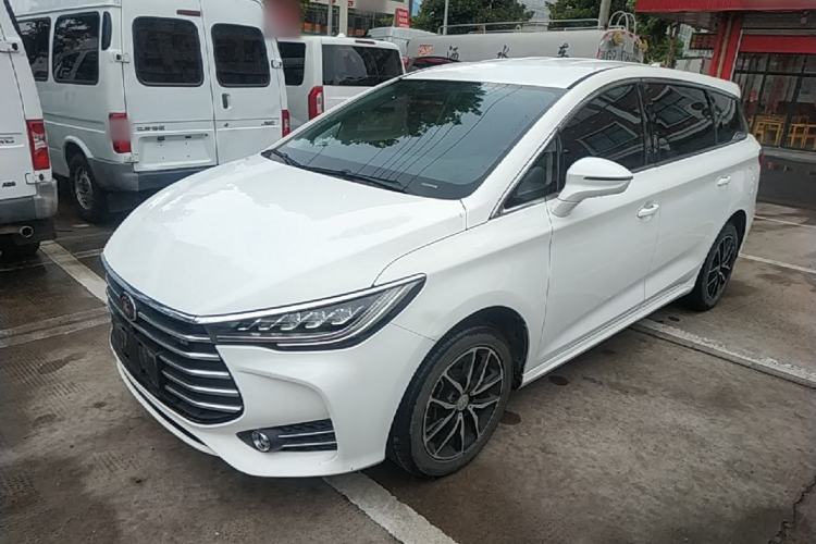Used BYD Song MAX 2017 1.5T Manual Smart Connect Luxury 7-Seater