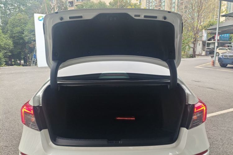 Used Honda Civic 2023 240TURBO CVT Dynamic Edition