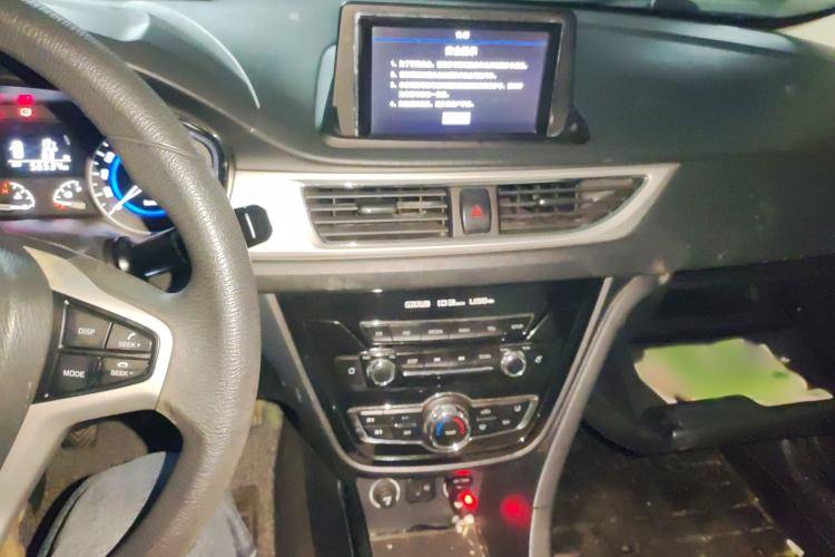 Used CHANGAN Alsvin V7 2016 1.6L Manual Enjoyment Model China V Standard
