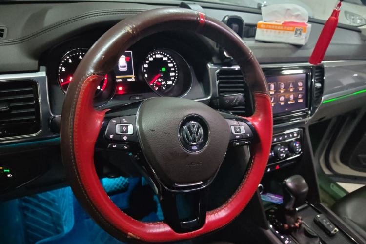 Used Volkswagen Teramont 2019 330TSI Two-Wheel-Drive Luxury Edition China VI Standard
