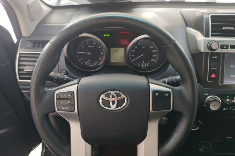 Used Toyota Prado 2016 2.7L Automatic Standard Edition Steering Wheel