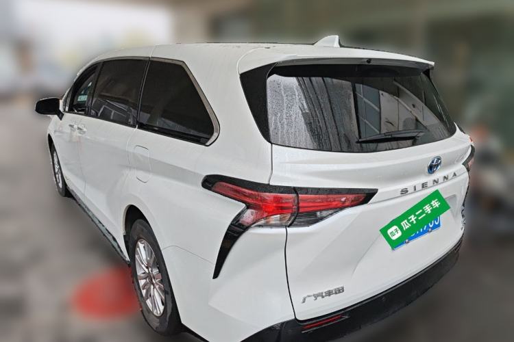Used Toyota SIENNA 2021 2.5L Hybrid Luxury Edition Rear Left 45 Deg