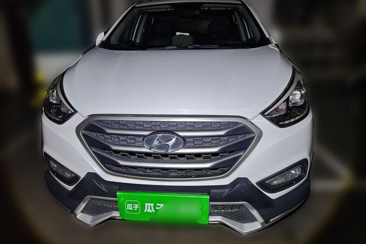 Used Hyundai ix35 2013 2.0L Automatic Two-Wheel Drive Smart GLS China IV Standard Exterior 1
