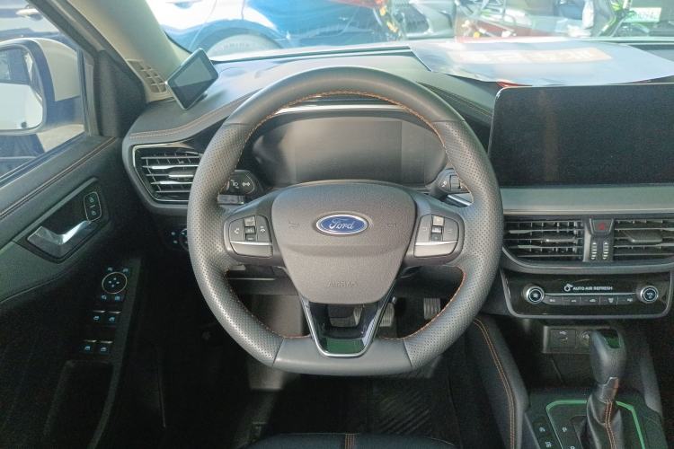 Used Ford Focus 2022 Sedan EcoBoost 180 Automatic Performance Edition