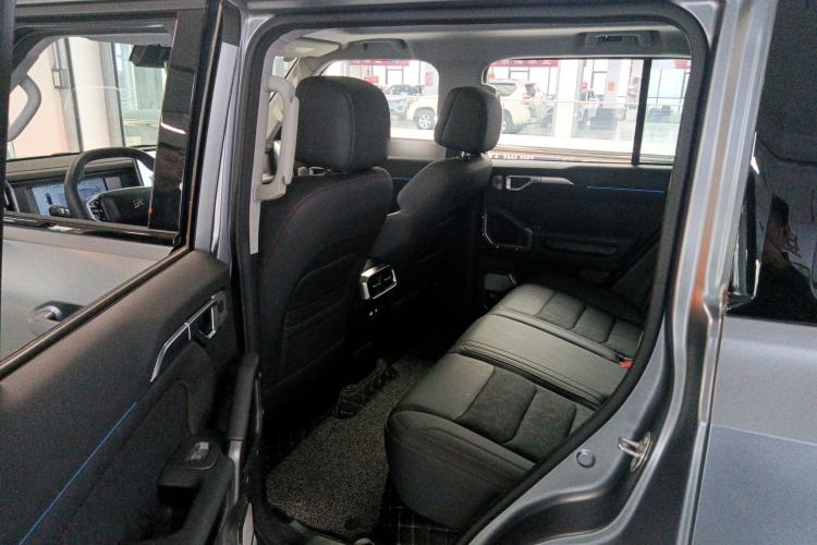 Used JETOUR Traveler 2023 2.0T All-Wheel-Drive CrossPRO Left Rear Seat