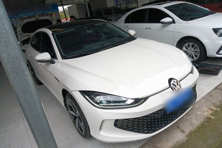 Used Volkswagen Lamando 2023 Lavida L 280TSI DSG Cool & Spicy Edition Front Right 45 Deg