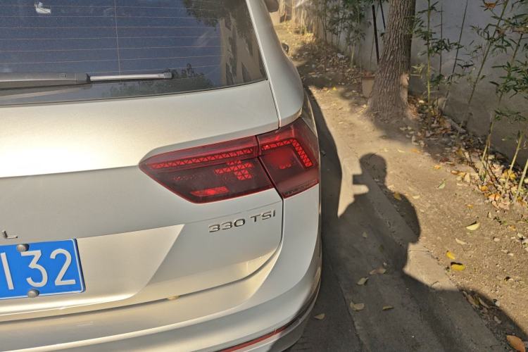 Used Volkswagen Tiguan L 2021 330TSI Automatic Two-Wheel Drive R-Line Flagship Edition
