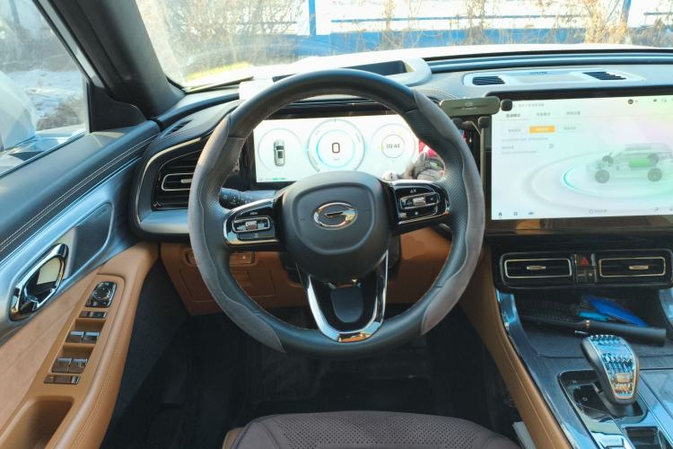 Used GAC Trumpchi ES9 2024 PHEV with 143 km Max
