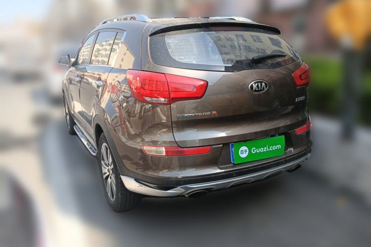 Used Kia Sportage R 2015 2.0L Automatic Two-Wheel Drive DLX Model Exterior 3