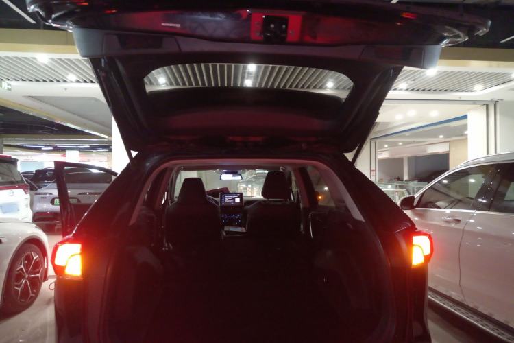 Used Toyota RAV4 2022 2.0L CVT Two-Wheel Drive Fashion Plus Edition
