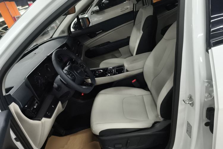 Used Kia Sportage (Chinese Domestic Model) 2023 2.0L HEV Two-Wheel Drive Prestige Edition
