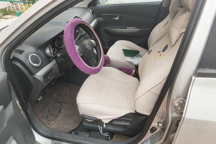 Used CHANGAN Alsvin 2011 Sedan 1.5L Manual 3G Edition