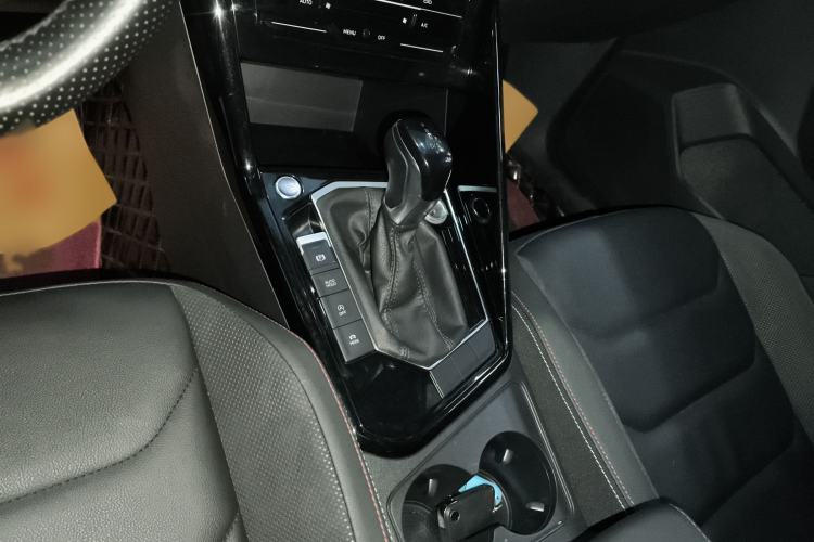 Used Volkswagen Tayron 2020 330TSI Two-Wheel Drive Luxury Smart Connectivity Version
