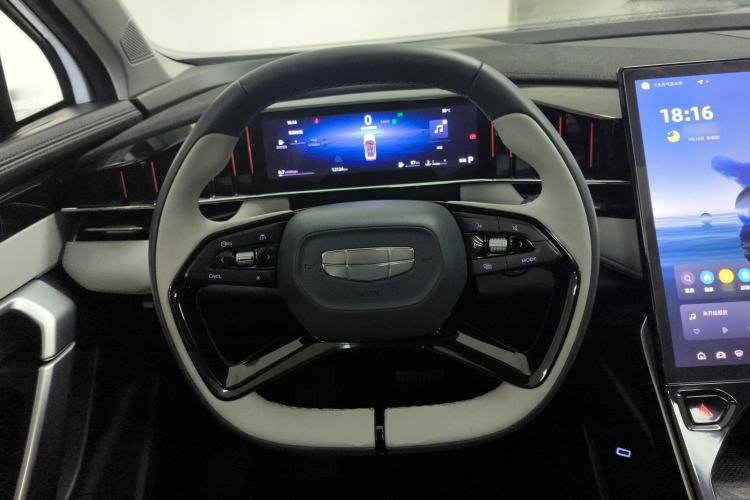 Used Geely Auto FX11 2023 1.5TD DCT Glory Edition
