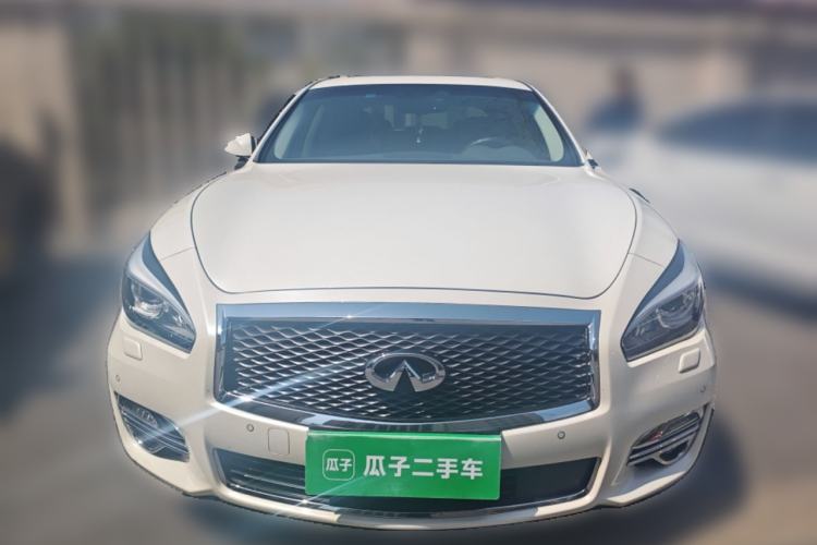 Used Infiniti Q70 2017 Q70L 3.5L Hybrid Luxury Edition Front