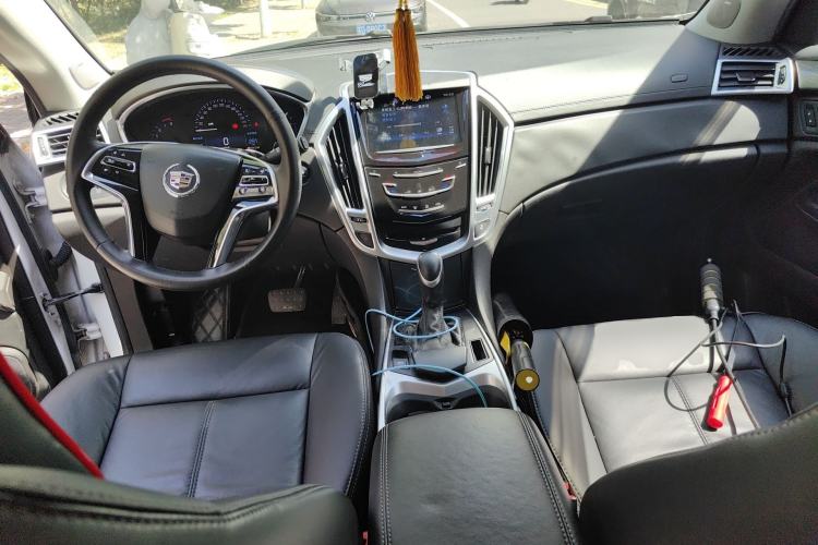 Used Cadillac SRX 2015 3.0L Comfort Version
