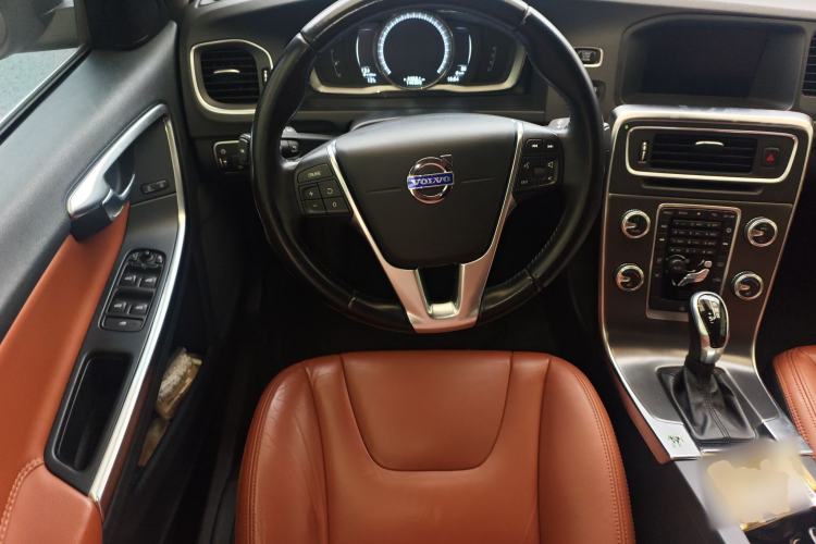 Used Volvo S60 2015 S60L T5 Intelligent Drive Edition
