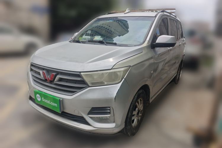 Used Wuling Hongguang 2019 1.5L S Comfort Edition China VI LAR