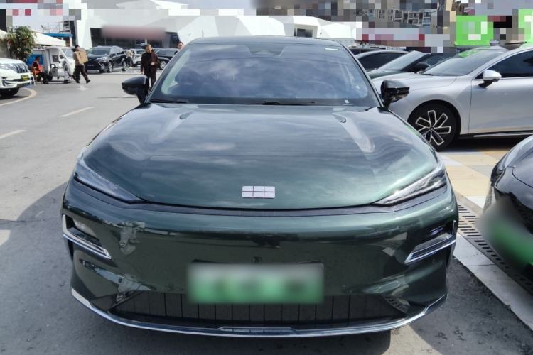 Used Geely Galaxy Galaxy 8 2025 130km EM-i Deluxe Edition
