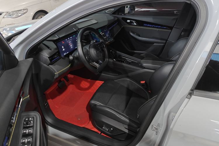 Used Lynk & Co 03 2023 1.5T EM-F PM